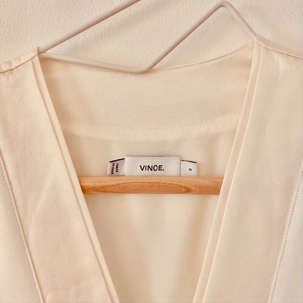 VINCE Ivory/Cream Sleeveless Tunic Blouse